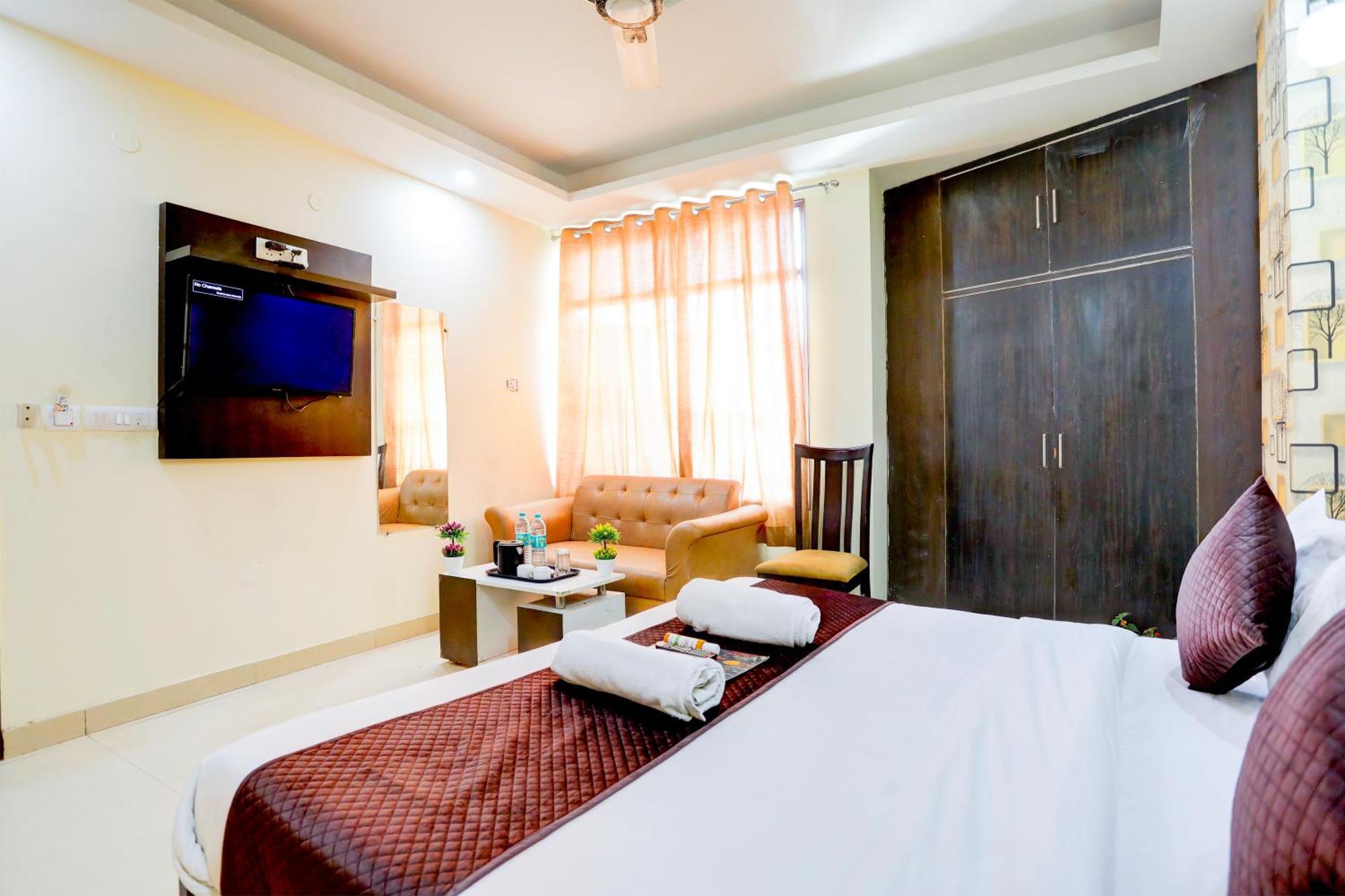Global Stay Near Delhi Airport Nuova Delhi Esterno foto